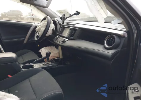 2018 Toyota Rav4 Xle из США, поврежденный, VIN JTMRFREV2JJ717123